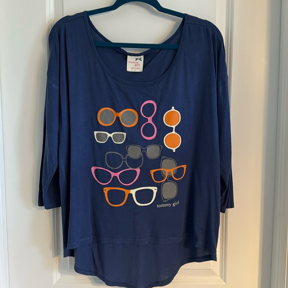 Tommy Girl large Sunglasses 😎 top